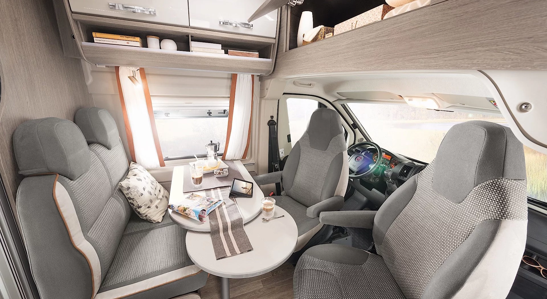 Het interieur van de Roadcruiser Revoultion