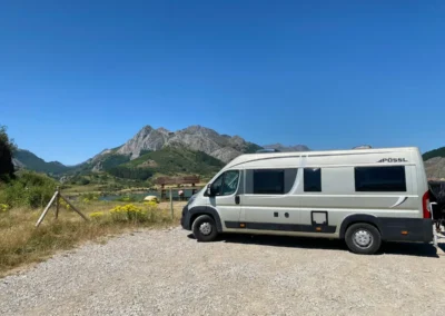 Life-changing buscamper avontuur in de bergen