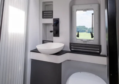 Roadstar XT wc en douche ruimte