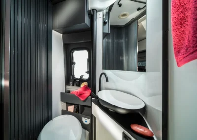 Twin Supreme 640 SLB wc-doucheruimte