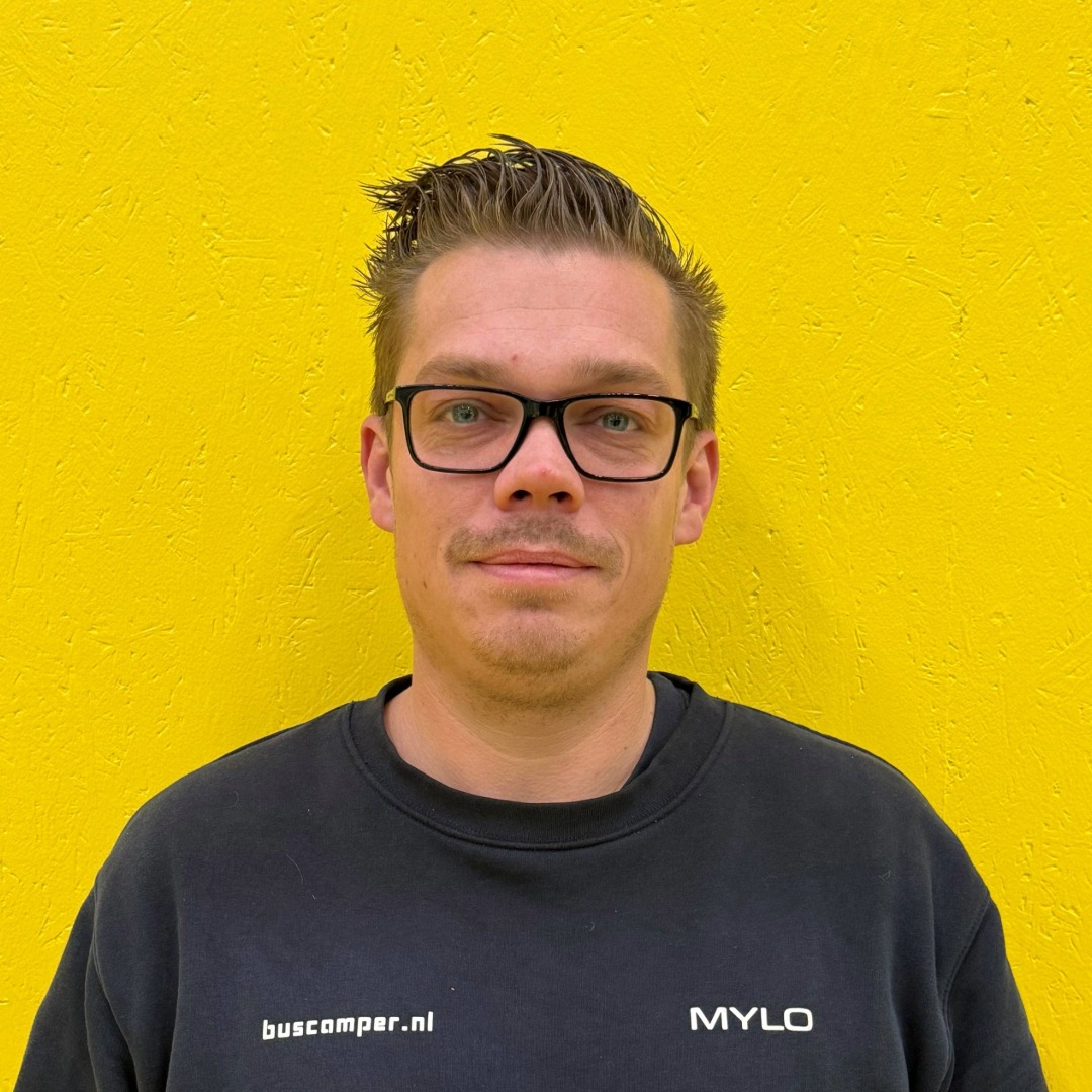 Mylo Chef werkplaats Lesley monteur in opleiding