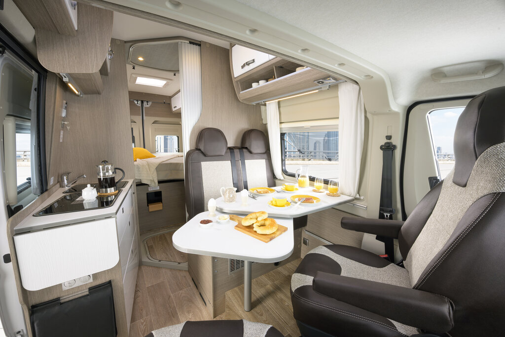 Het interieur van de Roadcruiser Revoultion