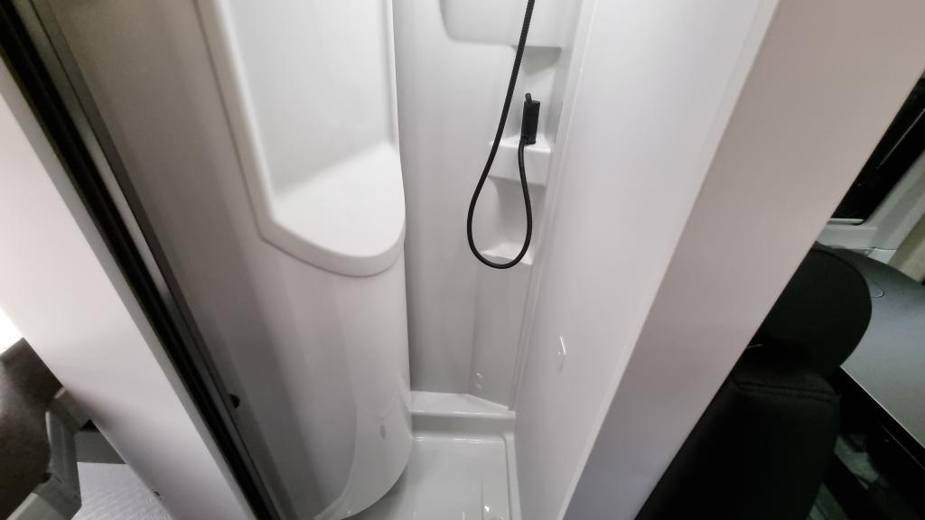 adria-twin-sports-640-sgx-7