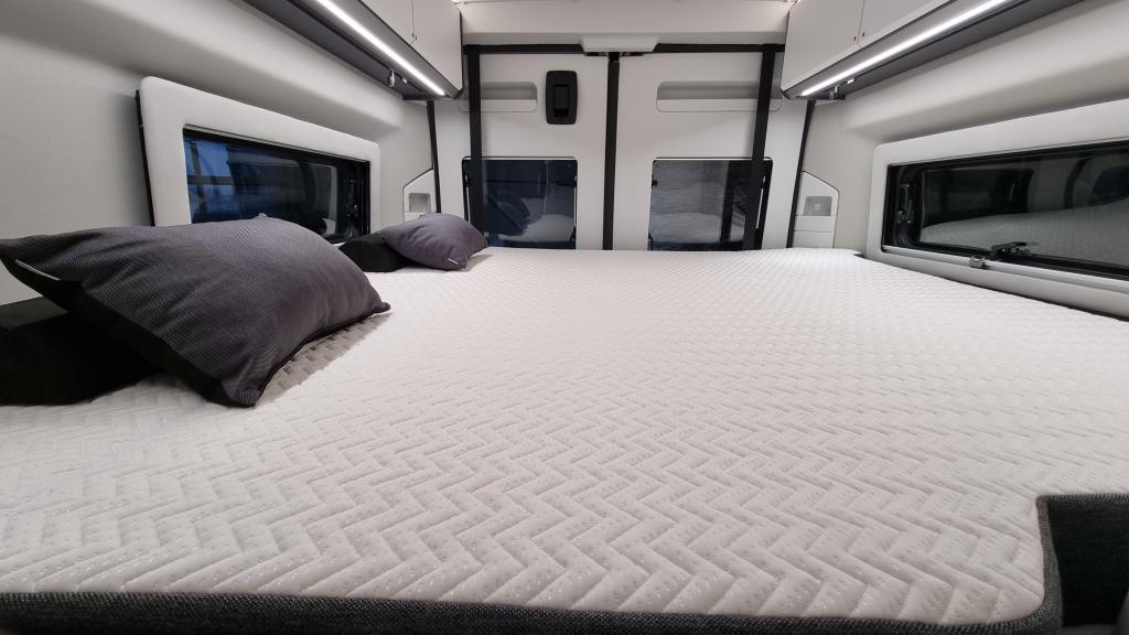 adria-twin-sports-640-sgx-11