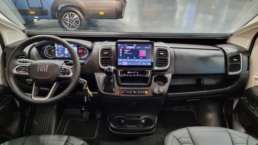 adria-twin-sports-640-sgx-17