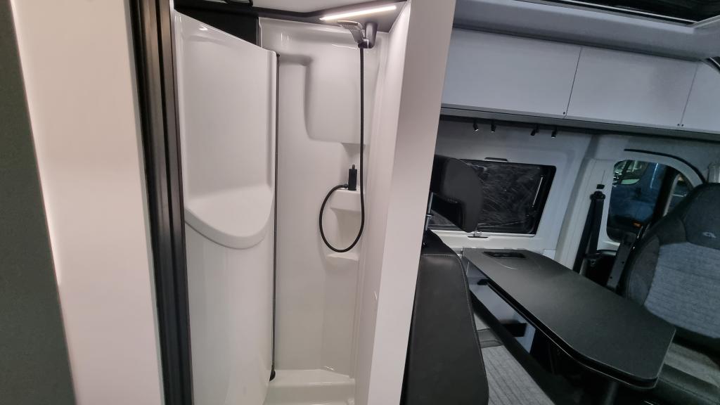 adria-twin-supreme-640-slb-7