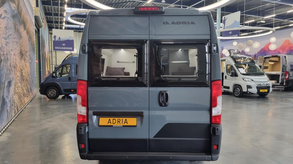 adria-twin-supreme-640-slb-10