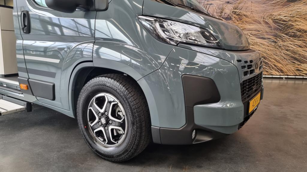 adria-twin-supreme-640-slb-20