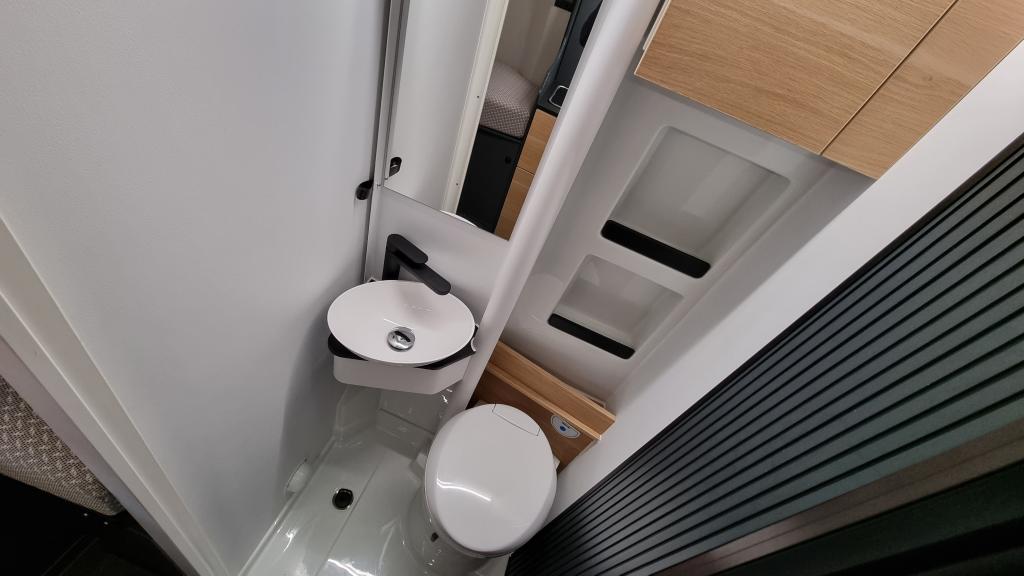 adria-twin-600-slb-5