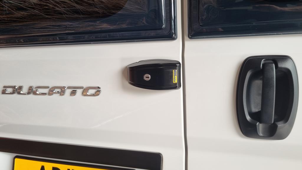 adria-twin-supreme-640-slb-10