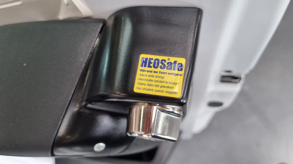 adria-twin-supreme-640-slb-19