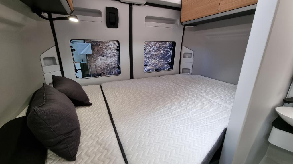 adria-twin-540-spb-16