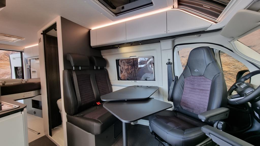 adria-twin-sports-640-sgx-15