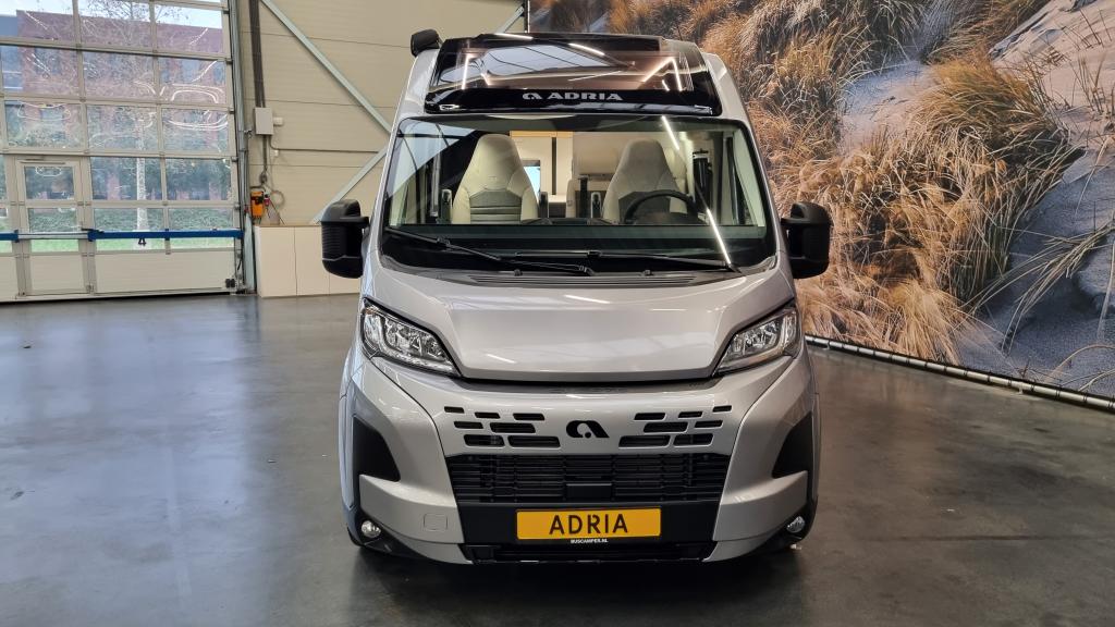 adria-twin-640-slb-60-year-19