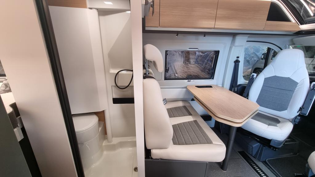 adria-twin-640-sgx-60-year-5