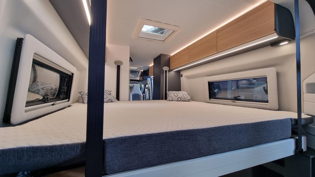 adria-twin-640-sgx-60-year-11