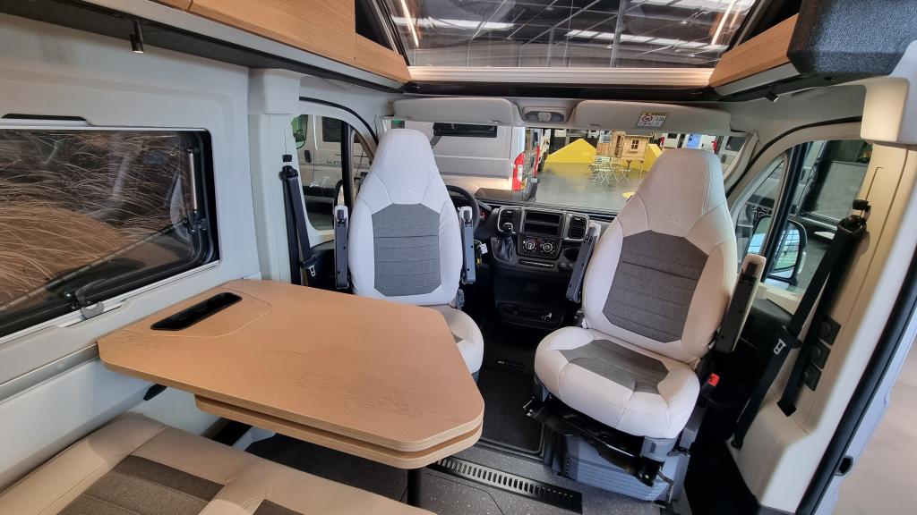 adria-twin-640-sgx-60-year-13