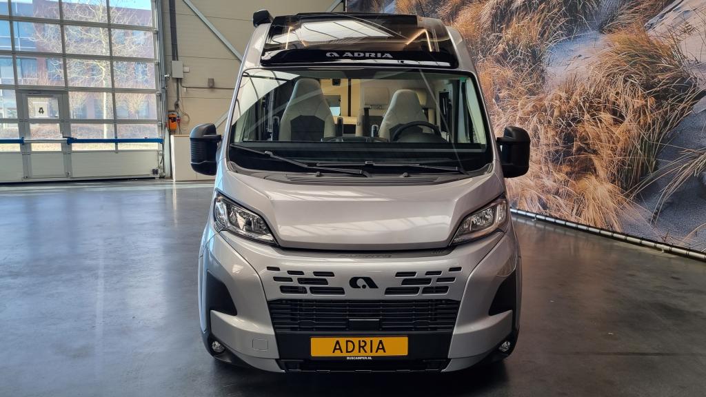 adria-twin-640-sgx-60-year-19