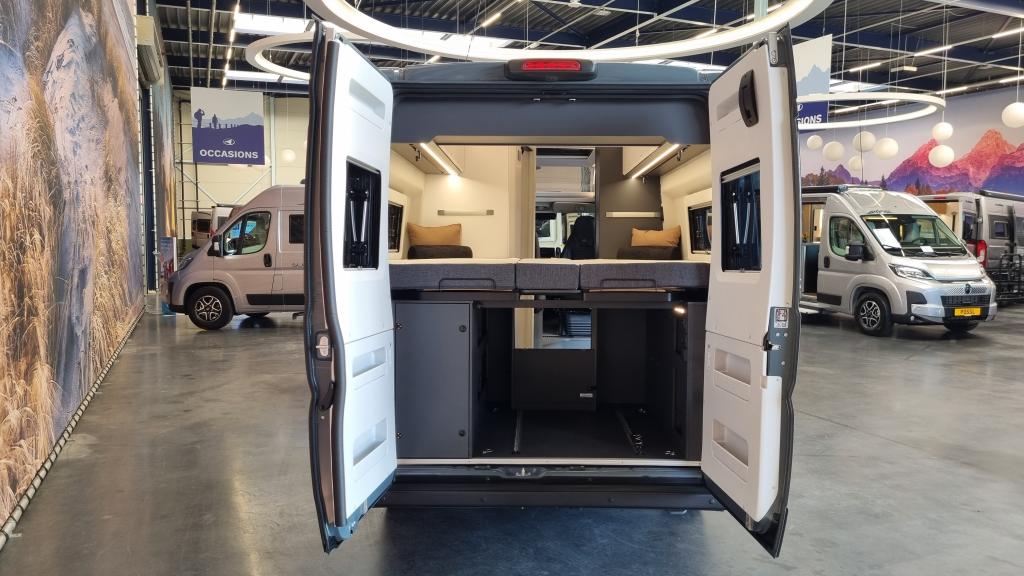 adria-twin-supreme-640-slb-10