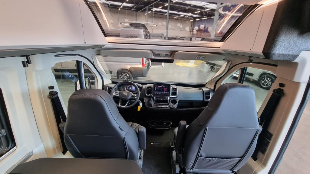 adria-twin-supreme-640-slb-15