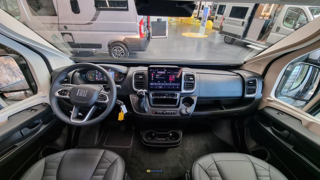 adria-twin-supreme-640-slb-16