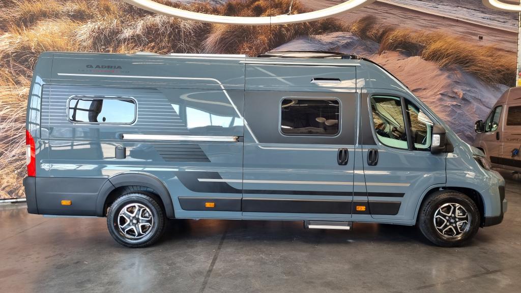 adria-twin-supreme-640-slb-22