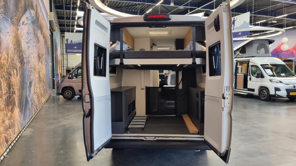 adria-twin-640-sgx-60-year-10