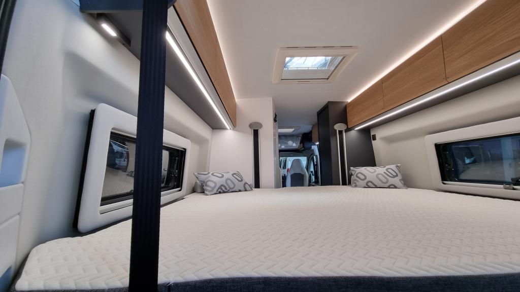 adria-twin-640-sgx-60-year-11