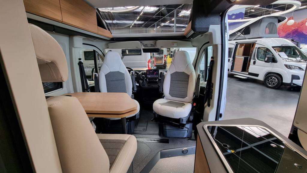 adria-twin-640-sgx-60-year-13