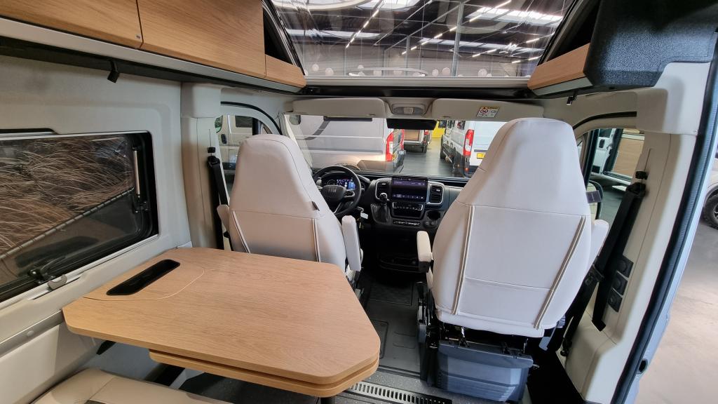 adria-twin-640-sgx-60-year-14