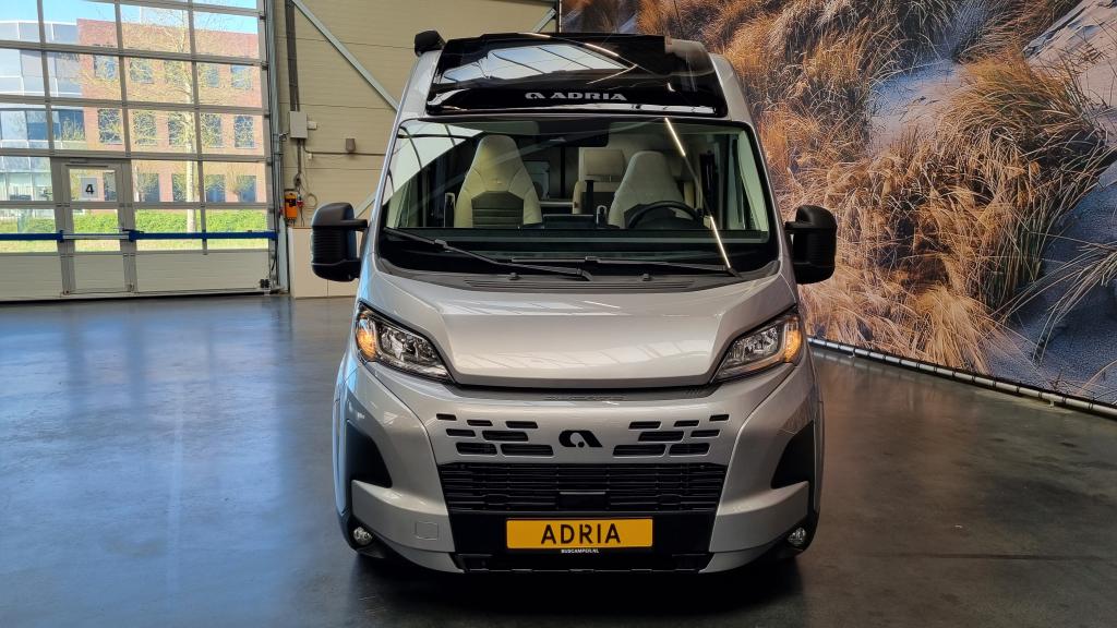 adria-twin-640-sgx-60-year-20