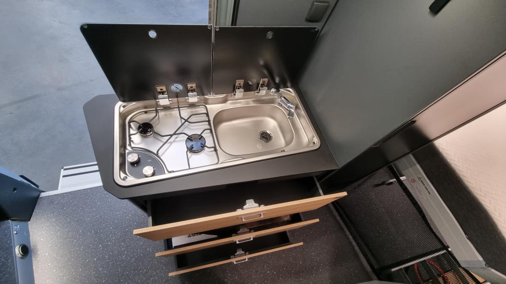 adria-twin-640-sgx-60-year-5