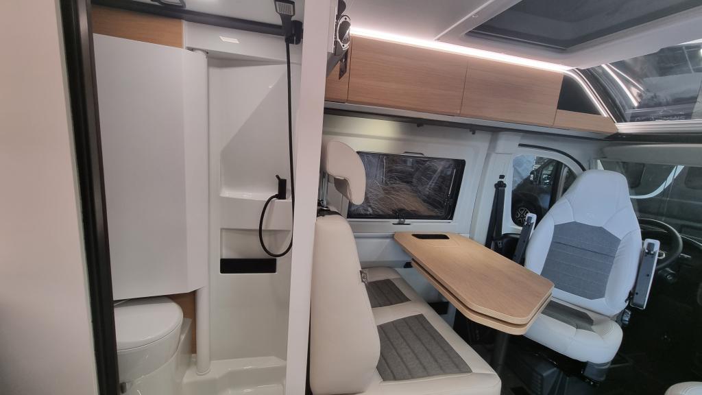 adria-twin-640-sgx-60-year-7