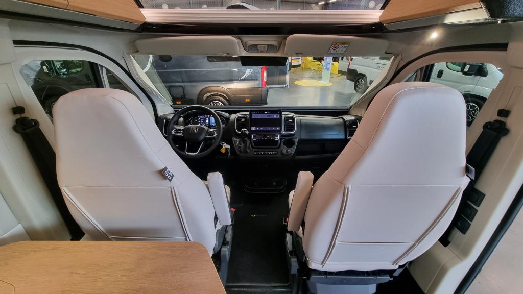 adria-twin-640-sgx-60-year-15