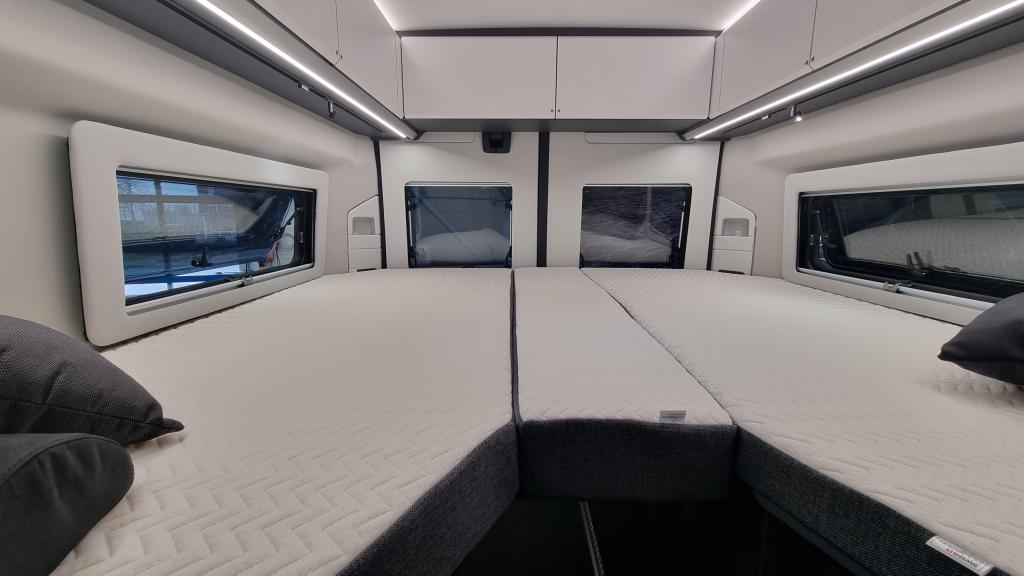 adria-twin-supreme-640-slb-8