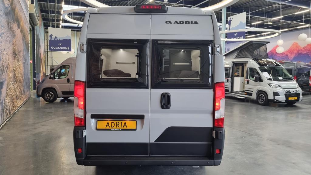 adria-twin-supreme-640-slb-9