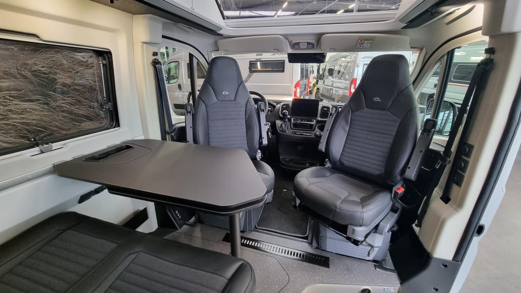 adria-twin-supreme-640-slb-15