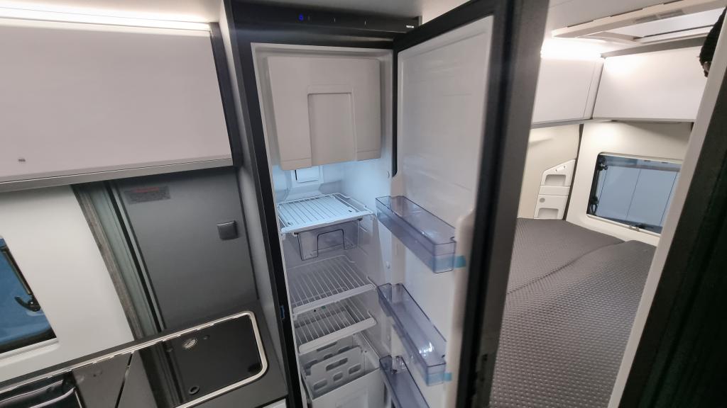 adria-twin-supreme-600-spb-4