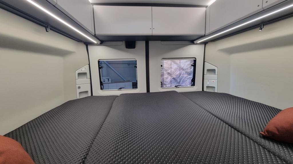 adria-twin-supreme-600-spb-8