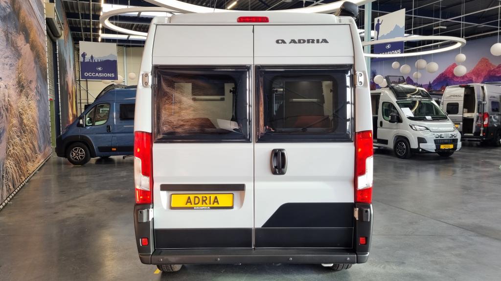 adria-twin-supreme-600-spb-9