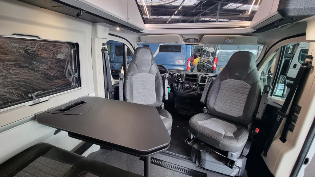 adria-twin-supreme-600-spb-13