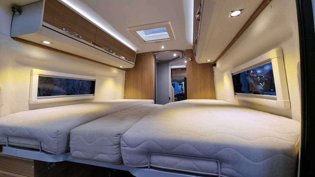 adria-twin-640-slx-buscamper-11