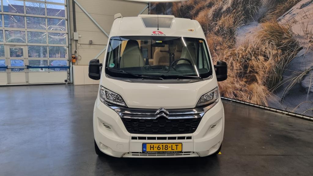 adria-twin-640-slx-buscamper-18