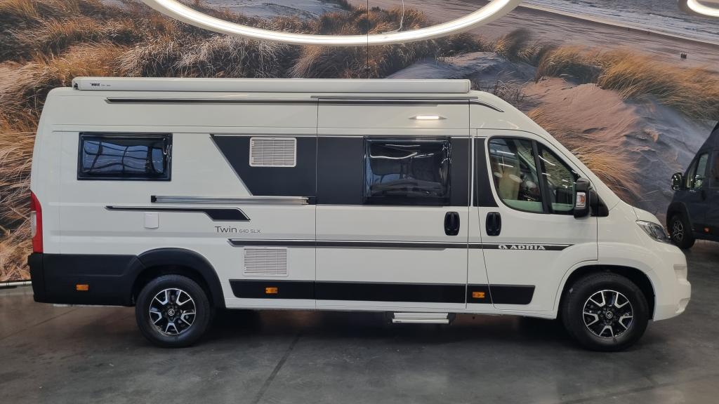 adria-twin-640-slx-buscamper-21
