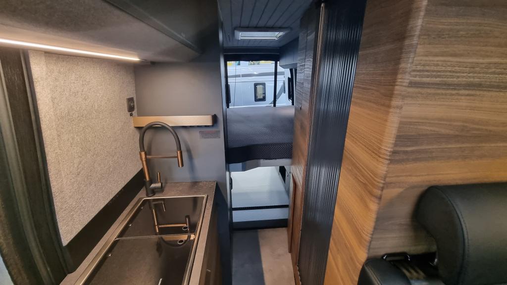 adria-supertwin-700-sgx-9