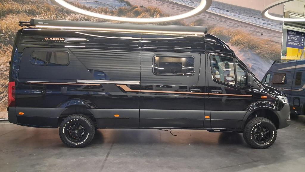 adria-supertwin-700-sgx-21