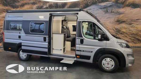 adria-twin-supreme-640-slb-1