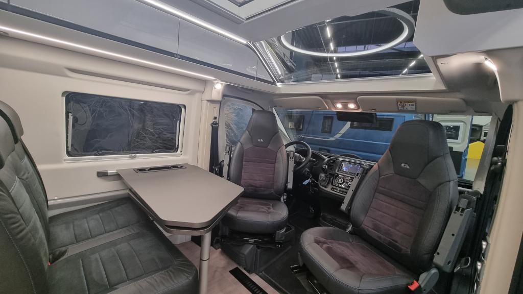 adria-twin-supreme-640-slb-2