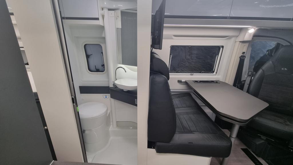 adria-twin-supreme-640-slb-5