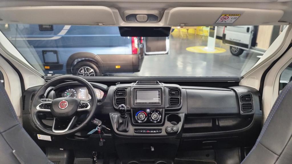 adria-twin-supreme-640-slb-16